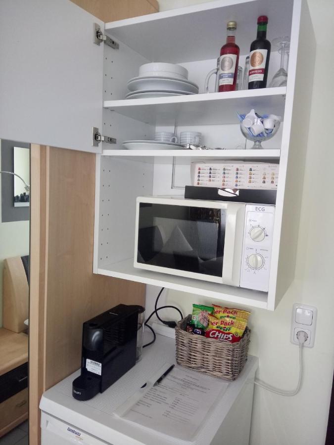 Cafe Und Pension Ringer Vilseck Exterior foto